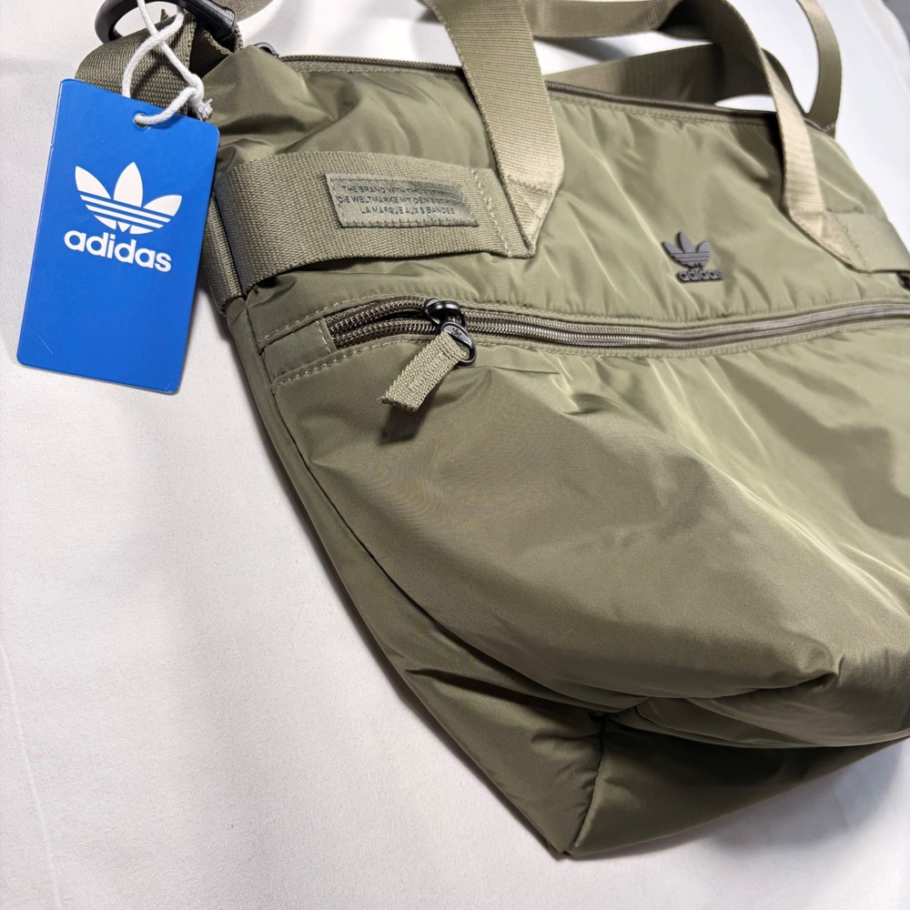 Adidas Originals Puffer Nylon Tote Bag Olive Green Crossbody Messenger Gym bag - Picture 3 of 9